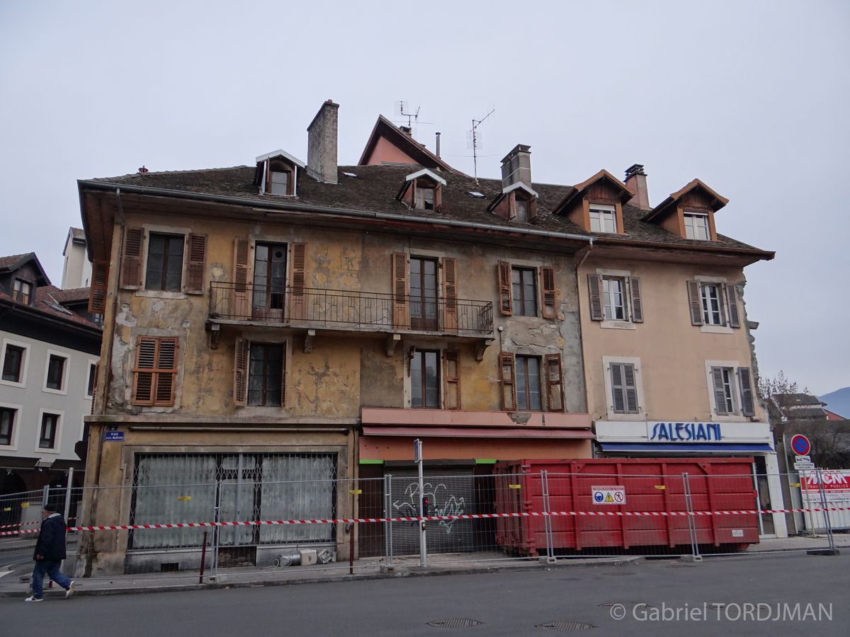 Vue depuis la Place